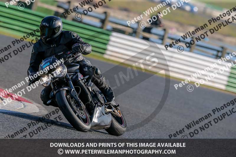PJM Wedding Photography;enduro digital images;event digital images;eventdigitalimages;mallory park;mallory park photographs;mallory park trackday;mallory park trackday photographs;no limits trackdays;peter wileman photography;racing digital images;trackday digital images;trackday photos